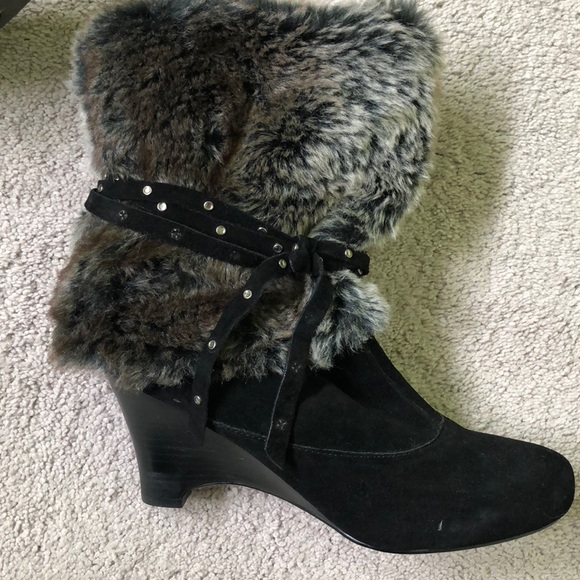 Ankle boots! - Picture 2 of 3
